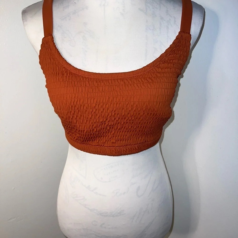 Xhilaration, 1X, NWOT, smock bikini top w/ wide straps, double band back closure